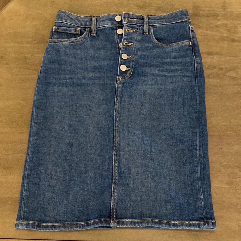Banana republic Jean skirt size 2